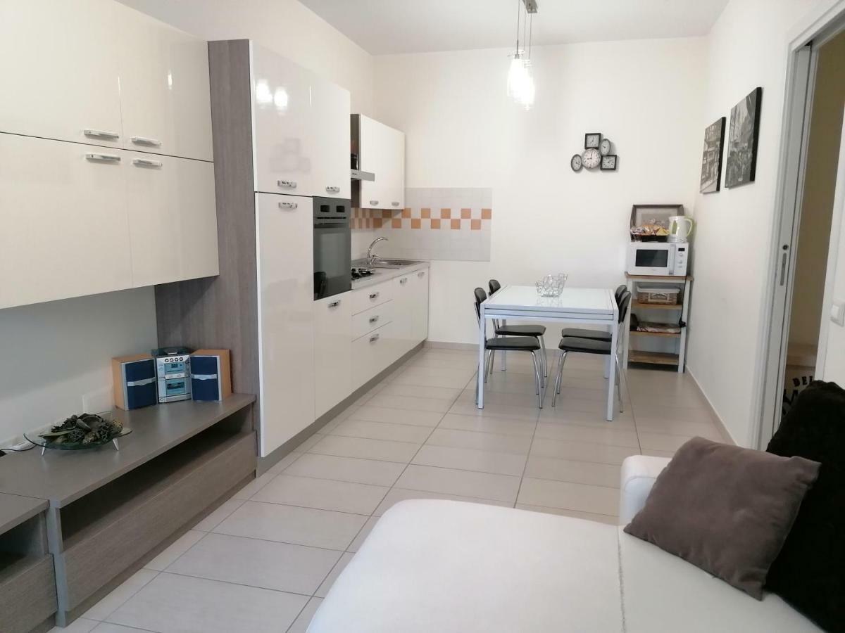 Appartamento Elegante Nuovissimo Quartu Sant'Elena Exterior photo